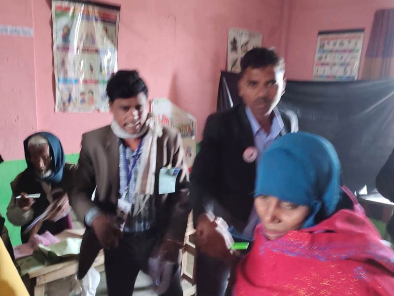 চেয়ারম্যান প্রার্থীর ভোট দিতে হচ্ছে প্রকাশ্যে, মেম্বার গোপনে
