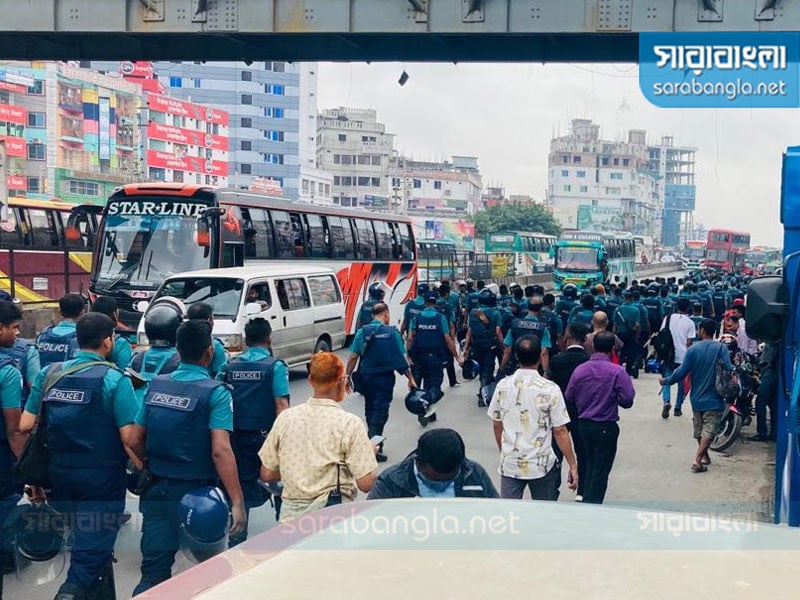 বিএনপির কর্মসূচিকে কেন্দ্র করে গাবতলীতে সতর্ক অবস্থায় পুলিশ, ছবি: সারাবাংলা