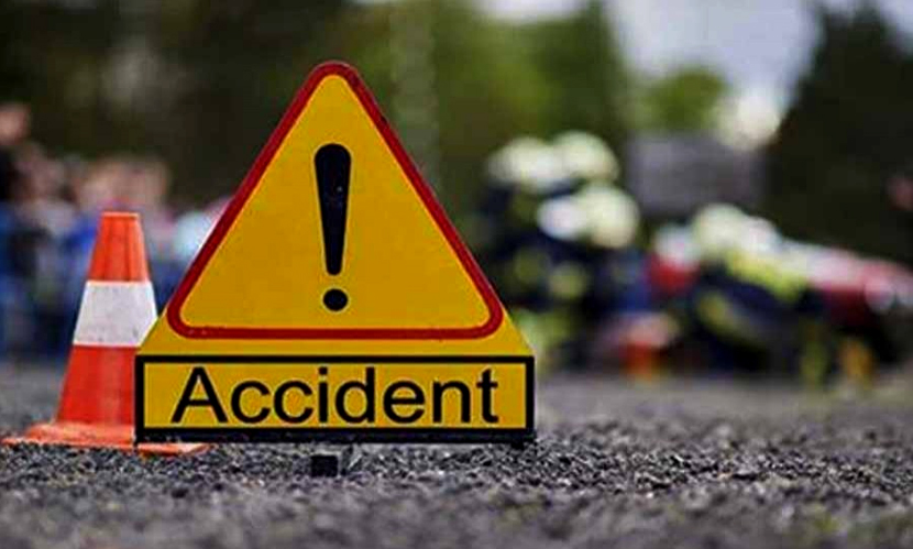 কুড়িগ্রামে মাইক্রোবাসে ট্রাকের ধাক্কা, নিহত ৩