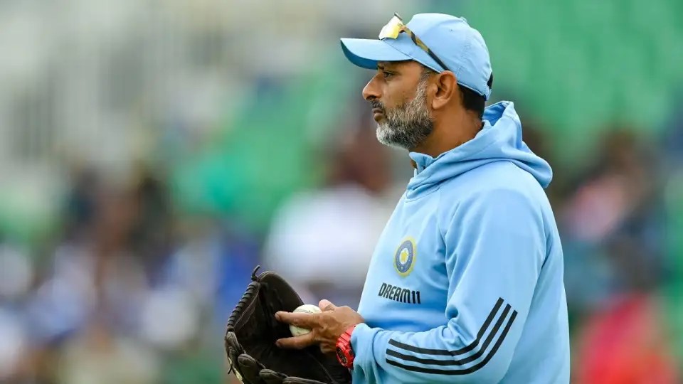 চমক দেখিয়ে নতুন ব্যাটিং কোচ নিয়োগ দিল ভারত