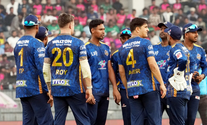 মোমেন্টাম না পাওয়ার আক্ষেপ মোসাদ্দেকের