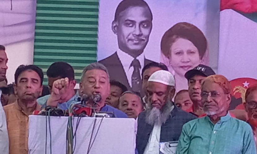 ‘গণতন্ত্রের বাধা হয়ে দাঁড়ালে মোকাবিলা করতে বিএনপি দ্বিধা করবে না’