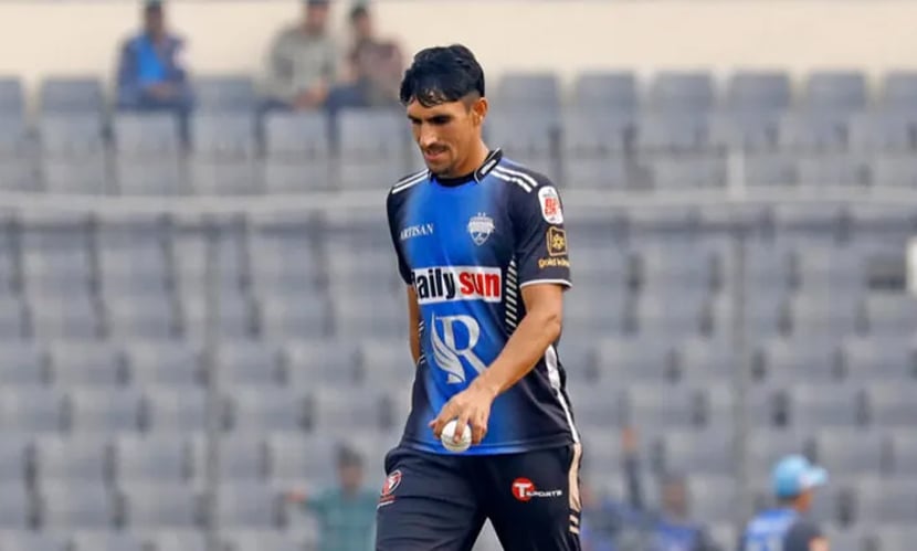 বিপিএল মাতিয়ে পাকিস্তান দলে আকিফ