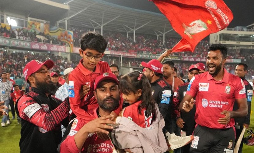 এক নজরে বিপিএলের সেরা যারা