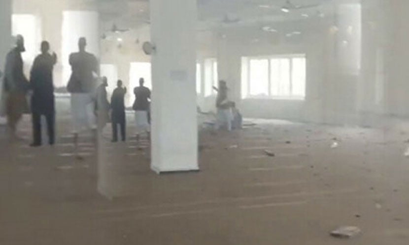 পাকিস্তানে মসজিদে বোমা হামলা, নিহত ৪