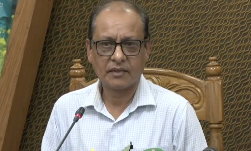 প্রাথমিক শিক্ষার মান উন্নয়নে সুনির্দিষ্ট মতামত চান উপদেষ্টা