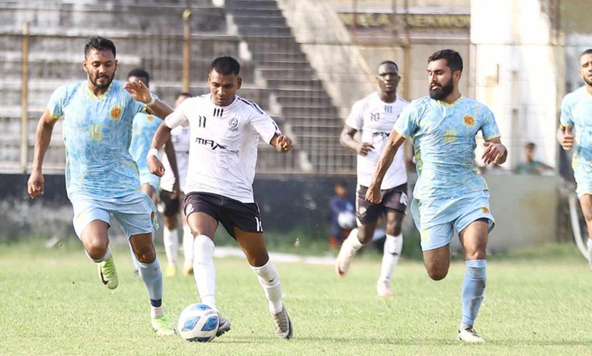 ১০ জনের মোহামেডানের বিপক্ষে আবাহনীর গোলশূন্য ড্র ১০ জনের মোহামেডানের বিপক্ষে আবাহনীর গোলশূন্য ড্র