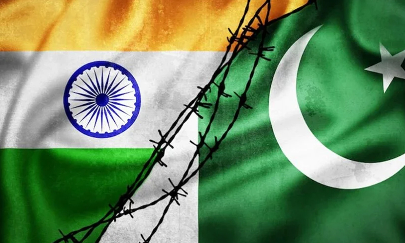 পাকিস্তানের আকাশে ভারতের বিমান চলাচলে নিষেধাজ্ঞা