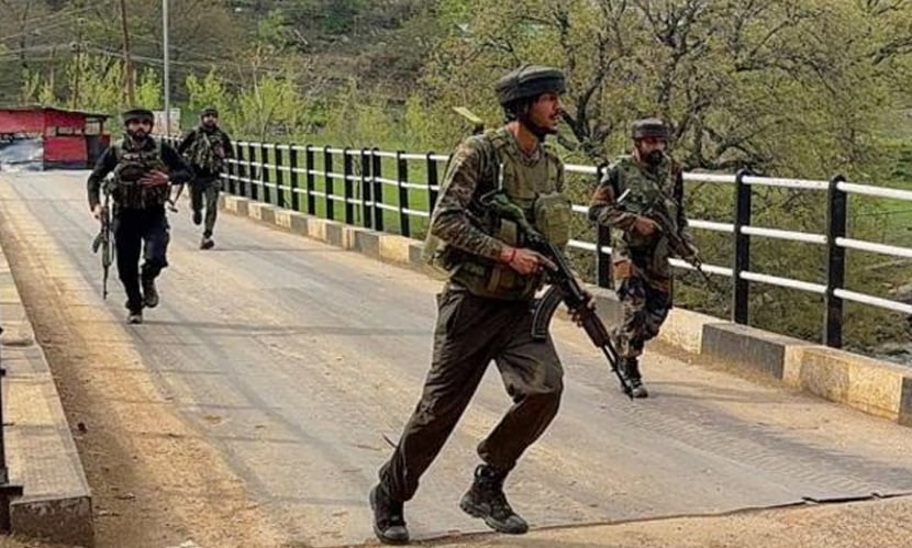 কাশ্মীরে পর্যটকদের ওপর হামলা, নিহত ২৬
