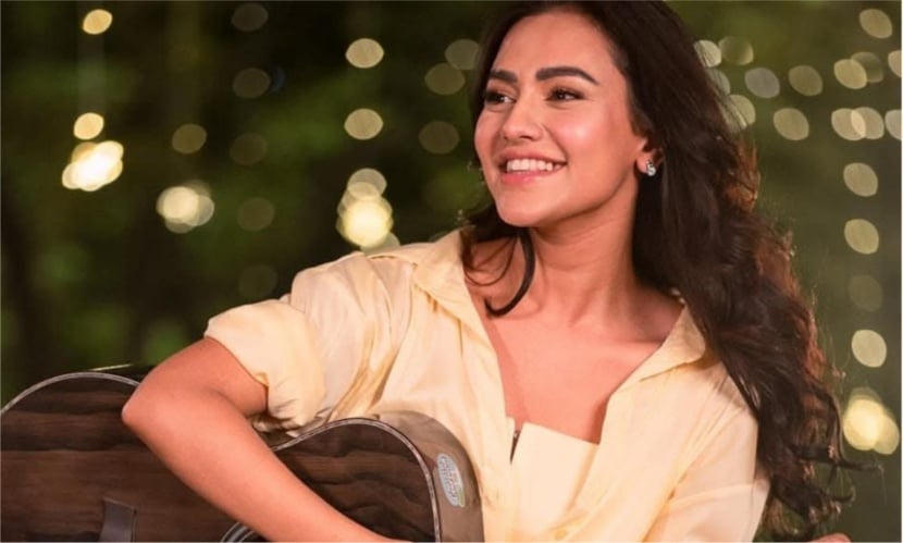 নুসরাত ফারিয়া: আরজে থেকে হয়েছেন জনপ্রিয় নায়িকা