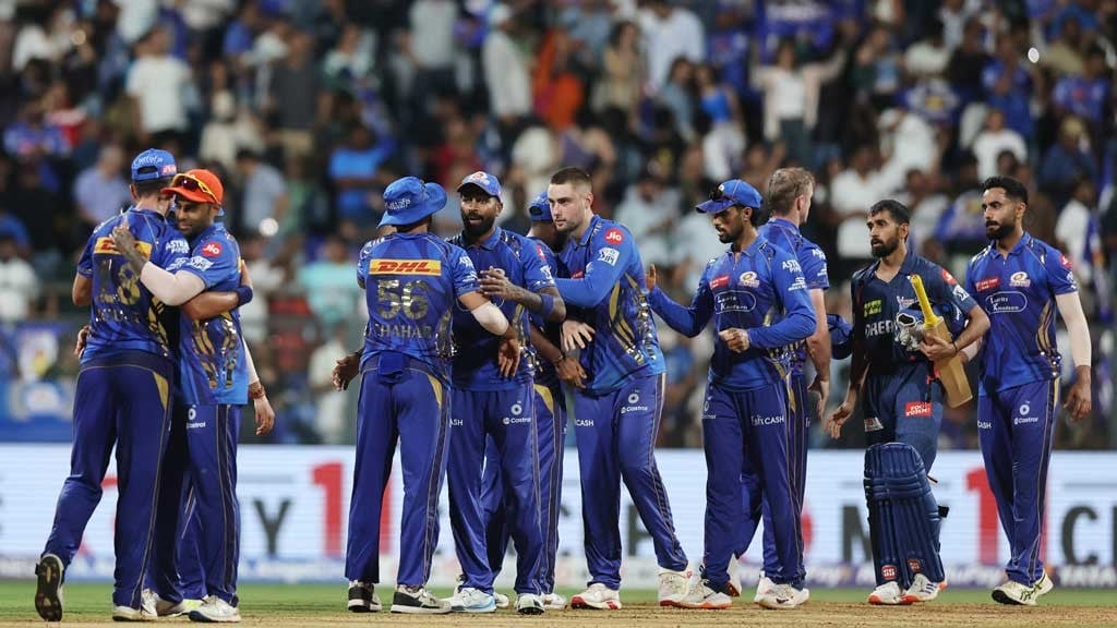 ভারত-পাকিস্তান সংঘাতে বদলে যাবে আইপিএলের ভেন্যু? ভারত-পাকিস্তান সংঘাতে বদলে যাবে আইপিএলের ভেন্যু?