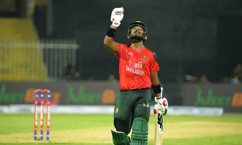 ‘স্পেশাল’ সেঞ্চুরির রহস্য জানালেন ইমন