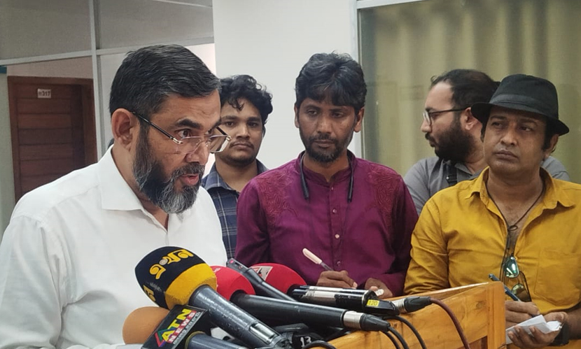 নির্বাচন কমিশনার আবুল ফজল মো. সানাউল্লাহ। ছবি: সংগৃহীত