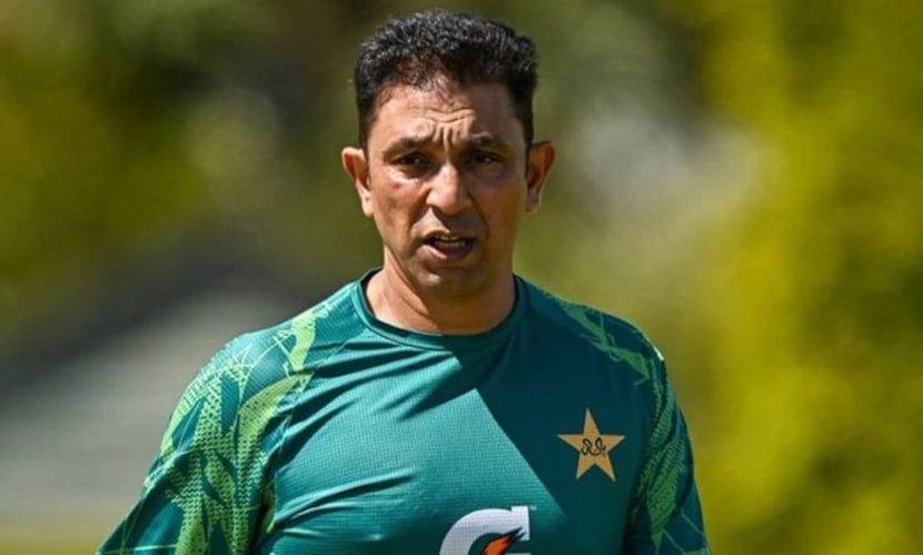 পাকিস্তানের টেস্ট দলের দায়িত্বে আজহার