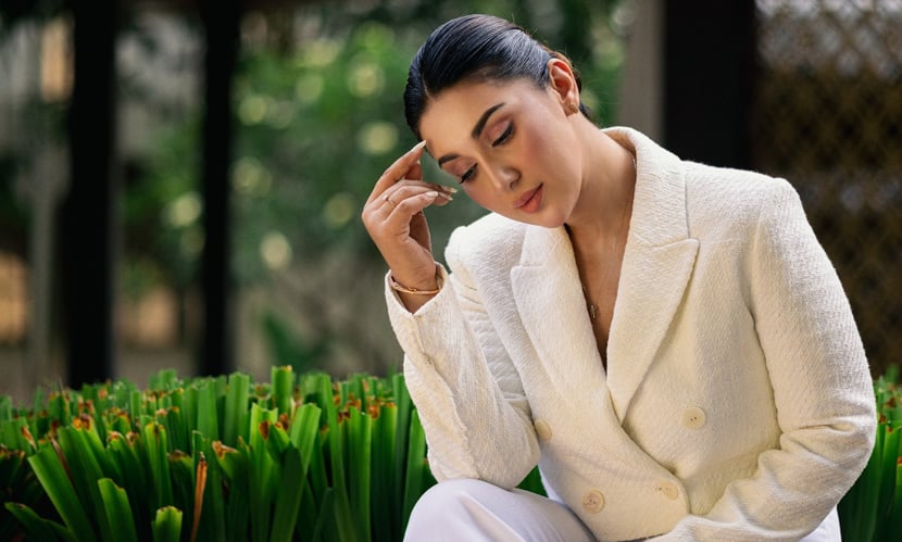 নেপালে বন্যায় আটকা অপু বিশ্বাস