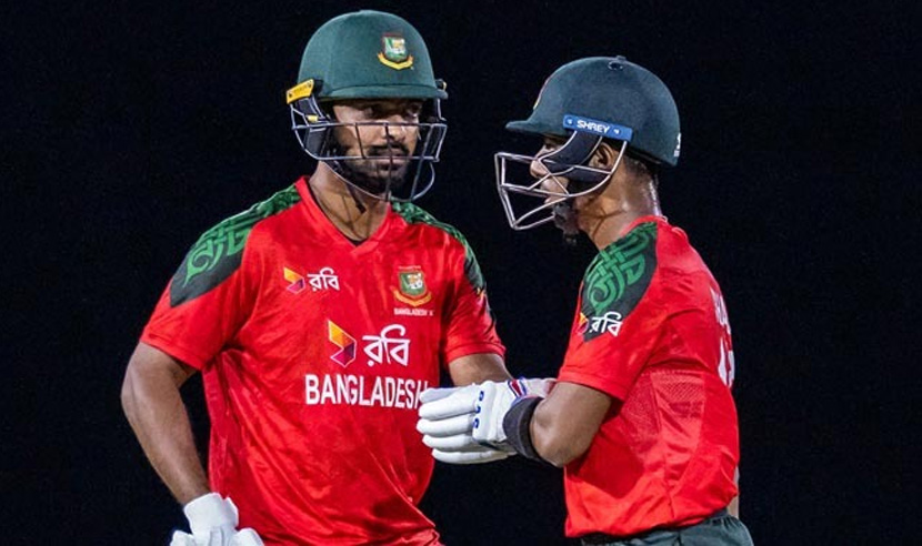 অস্ট্রেলিয়ায় সোহান-সাইফদের লড়াকু সংগ্রহ