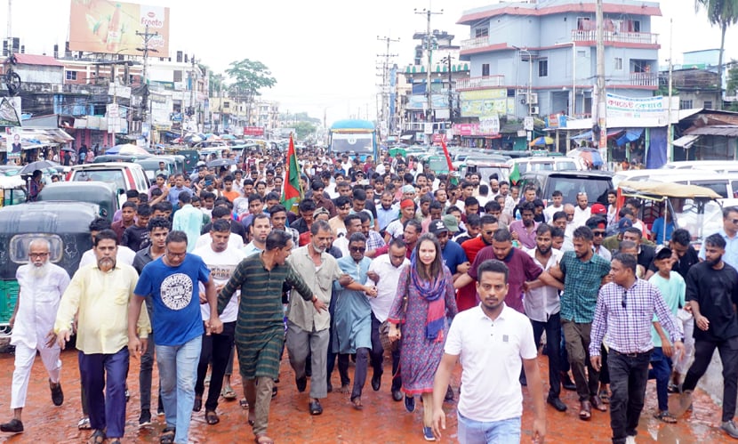নেতৃত্বের উদ্ভাসনে সিলেট-৬ (গোলাপগঞ্জ-বিয়ানীবাজার) আসনে বিএনপির মনোনয়ন প্রত্যাশী সৈয়দা আদিবা হোসেন। ছবি: সংগৃহীত