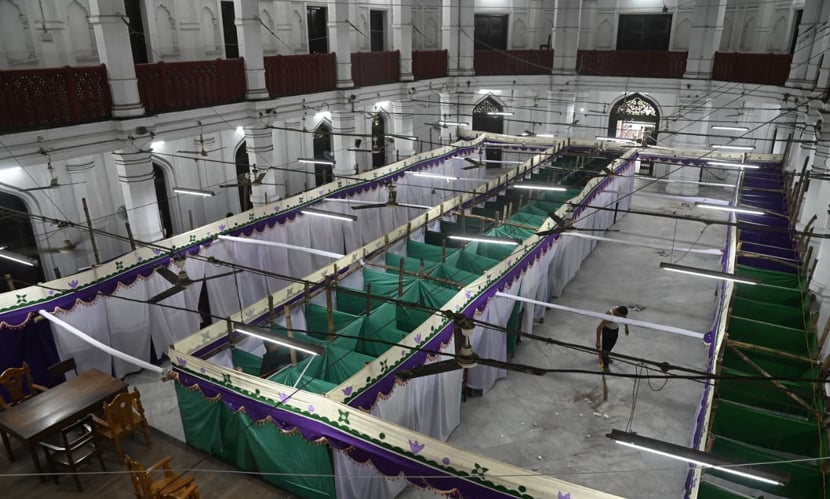ভোটের জন্য প্রস্তুত ঢাকা বিশ্ববিদ্যালয়। ছবি: সারাবাংলা