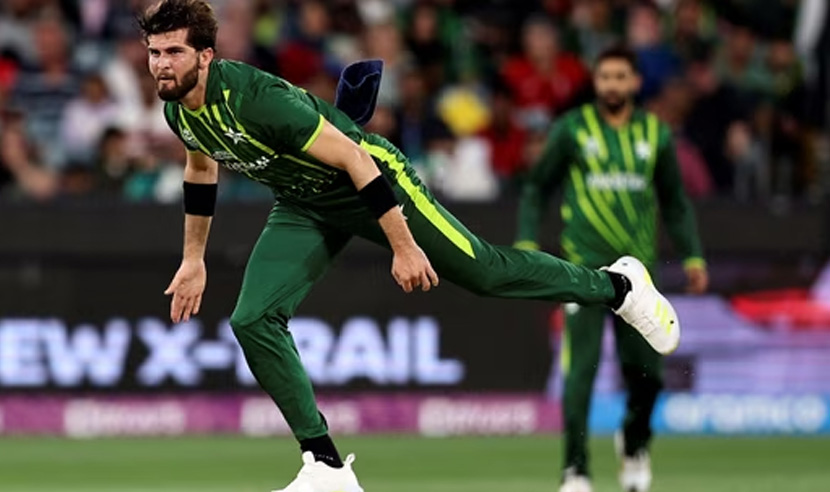ভারত-পাকিস্তান দ্বৈরথ: আজও হাত মেলাননি দুই অধিনায়ক ভারত-পাকিস্তান দ্বৈরথ: আজও হাত মেলাননি দুই অধিনায়ক