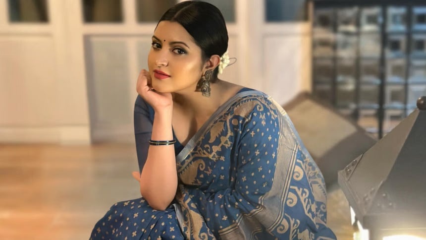 দেড় বছর বাড়ির বাইরে বের হতে পারেননি পরীমণি দেড় বছর বাড়ির বাইরে বের হতে পারেননি পরীমণি