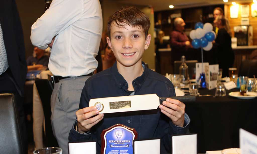 ঘাড়ে বলের আঘাত, কিশোর অস্ট্রেলিয়ান ক্রিকেটারের মৃত্যু