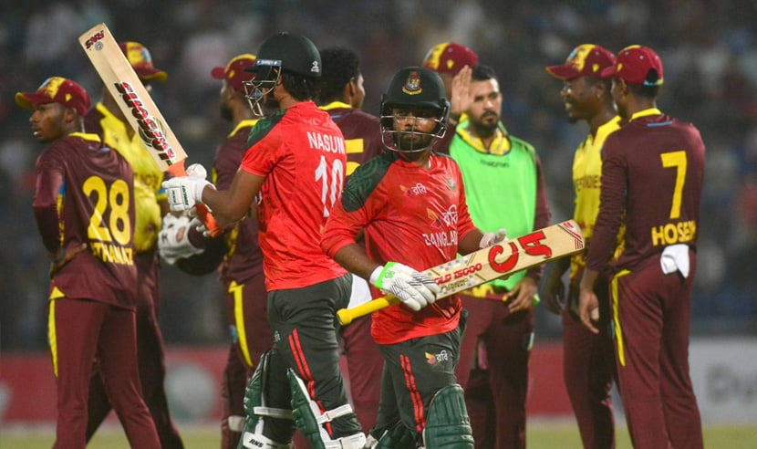 ব্যাটিং ব্যর্থতায় বাংলাদেশের হতাশার হার ব্যাটিং ব্যর্থতায় বাংলাদেশের হতাশার হার