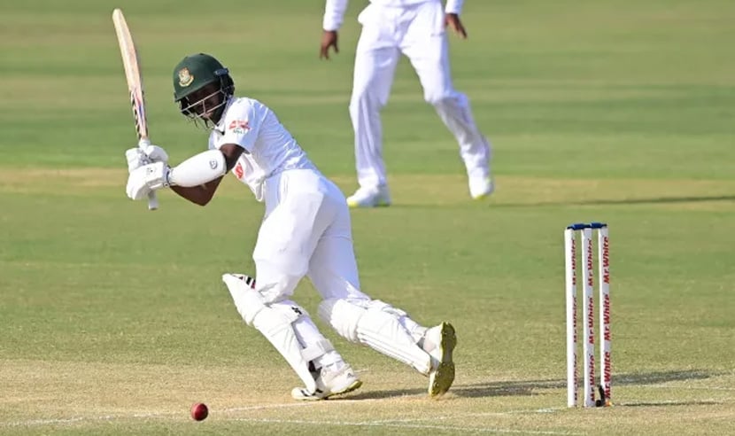 ক্যারিয়ারের দ্বিতীয় সেঞ্চুরি পেলেন মাহমুদুল হাসান ক্যারিয়ারের দ্বিতীয় সেঞ্চুরি পেলেন মাহমুদুল হাসান