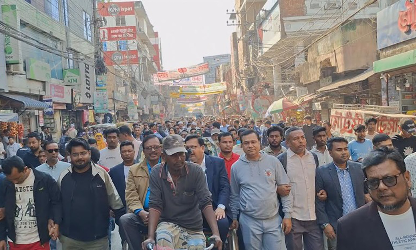 হাদি ও এরশাদের ওপরে হামলার প্রতিবাদে বিএনপির বিক্ষোভ মিছিল