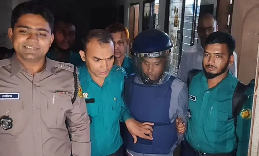 গুলির ঘটনায় ব্যবহৃত মোটরসাইকেলের মালিক আটক, বিস্মিত এলাকাবাসী