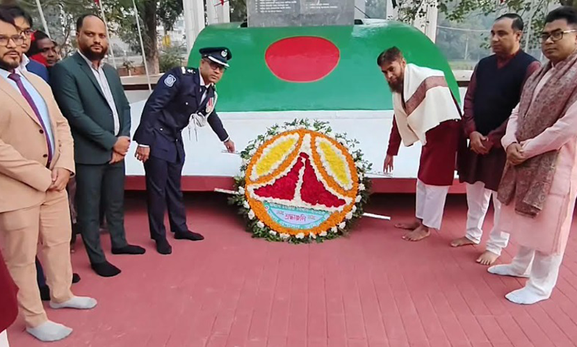 নানা কর্মসূচিতে কুষ্টিয়ায় মহান বিজয় দিবস উদযাপন