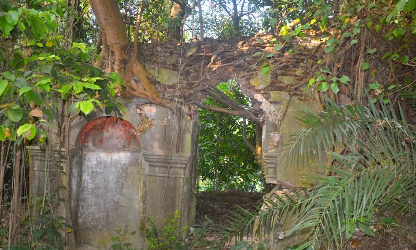 ধ্বংসের মুখে রানী ভবানীর স্মৃতিবিজড়িত জমিদার বাড়ি
