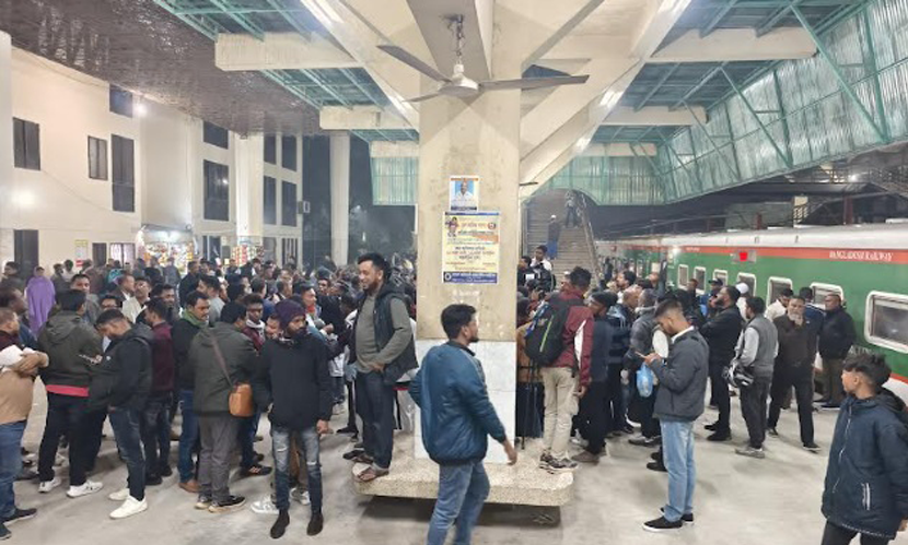 সিলেট থেকে ঢাকার পথে বিএনপির ২ লাখ নেতাকর্মী