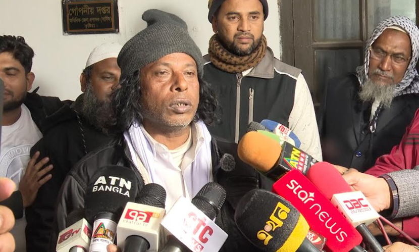 নৈশপ্রহরীর চাকরি ছেড়ে নির্বাচনে খাইরুল