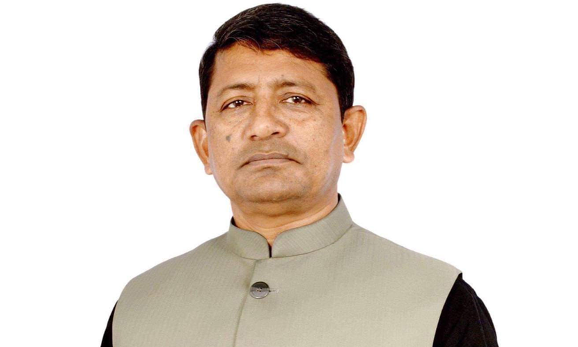 স্বতন্ত্র প্রার্থী হিসেবে মনোনয়নপত্র জমা দিলেন আওয়ামী লীগ নেতা