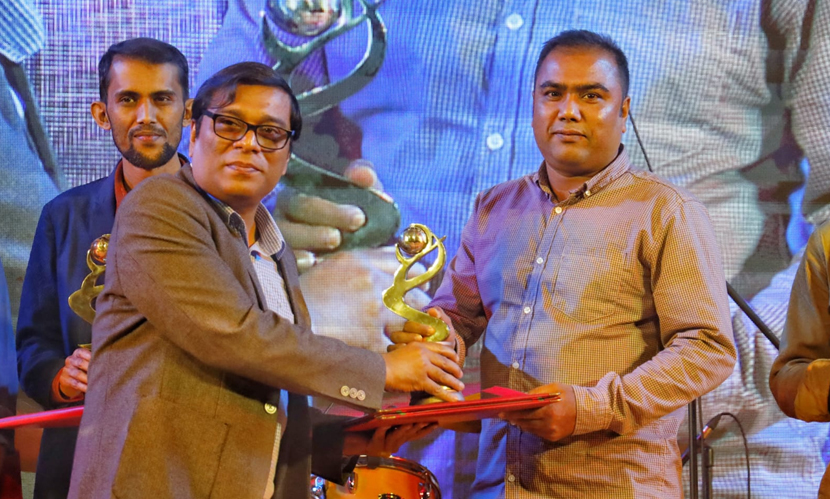 গোল্ডেন সিল্ক রোড মিডিয়া অ্যাওয়ার্ড পেলেন সারাবাংলার হাবিবসহ ২৯ জন