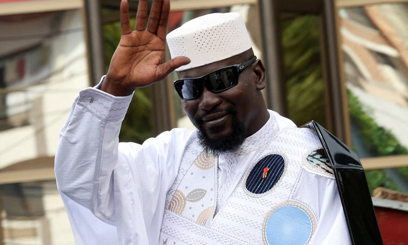 গিনিতে প্রেসিডেন্ট নির্বাচনে জয়ী সামরিক অভ্যুত্থানের নেতা মামাদি