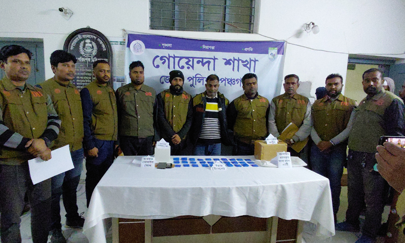 পঞ্চগড়ে ১৯ লাখ টাকার ইয়াবাসহ মাদক ব্যবসায়ী আটক
