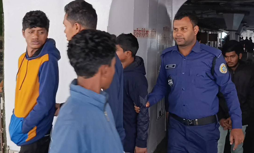 পরিচয় মিলল অ্যাডভেঞ্চার-৯ লঞ্চের আটক চার কর্মীর