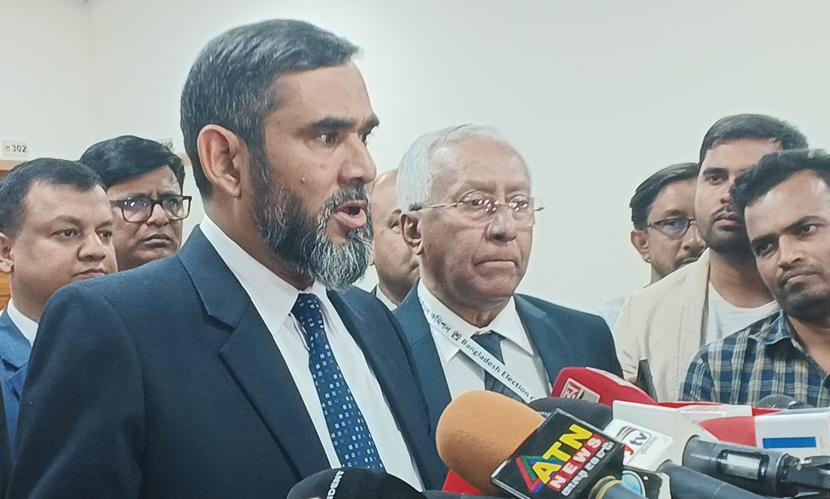 ‘চোরাগোপ্তা হামলার আশঙ্কা থাকলেও ভোট নিয়ে শঙ্কা নেই’