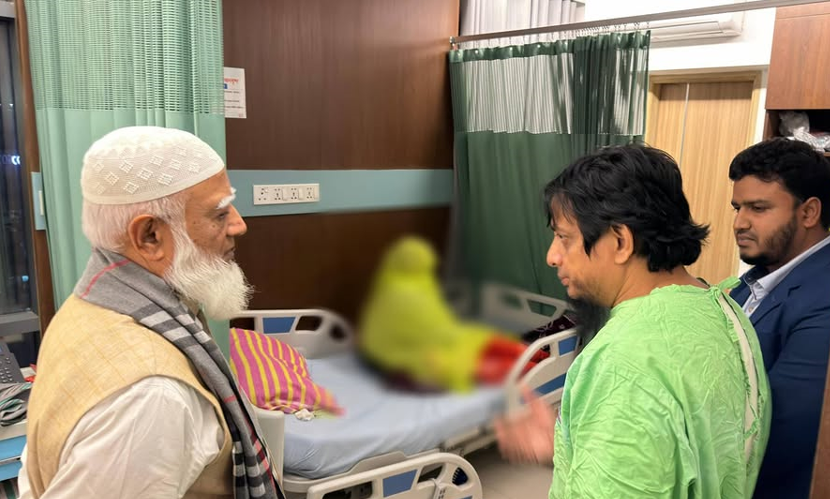 ওসমান হাদির অসুস্থ মায়ের খোঁজ নিলেন জামায়াত আমির