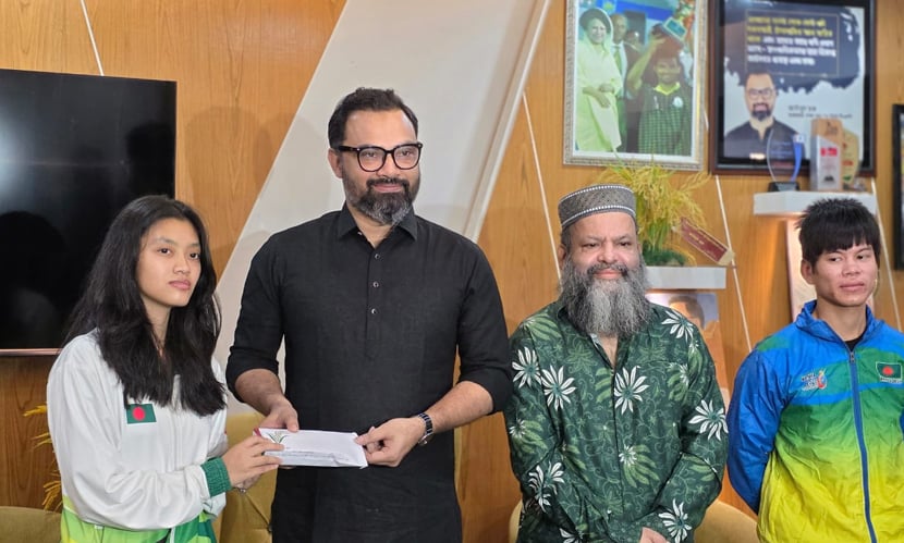 খেলাধুলাকে পেশা হিসেবে প্রতিষ্ঠা করতে চায় বিএনপি: আমিনুল হক