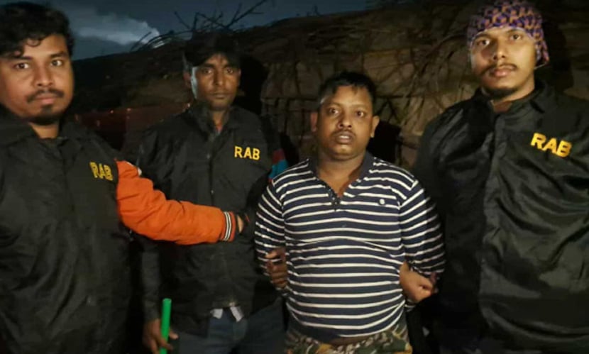 ফয়সালের সঙ্গে কবিরও হাদির ইনকিলাব সেন্টারে গিয়েছিলেন