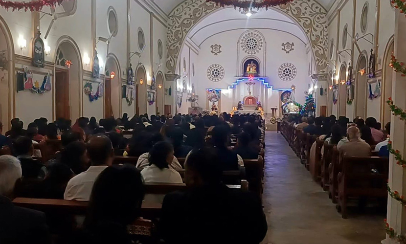 চট্টগ্রামে সম্মিলিত প্রার্থনায় শুরু বড়দিনের আনুষ্ঠানিকতা