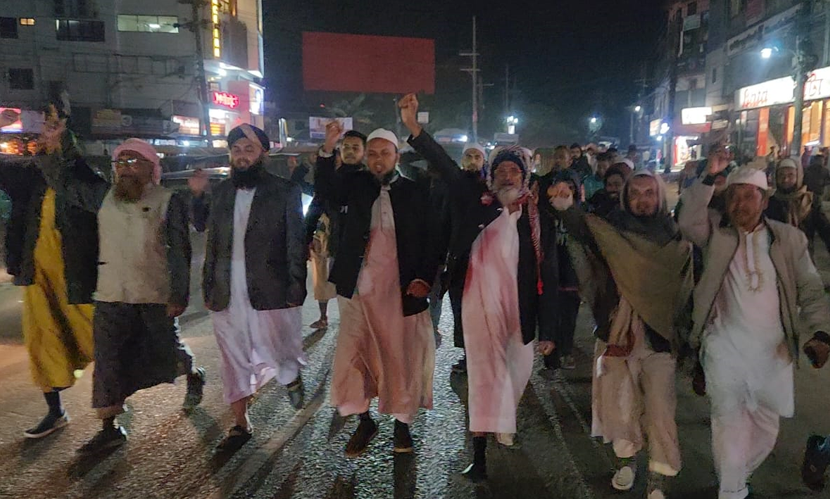 ওসমান হাদির ওপর হামলার প্রতিবাদে সুনামগঞ্জে বিক্ষোভ