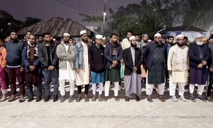 পিরোজপুরে হাদির গায়েবানা জানাজা অনুষ্ঠিত