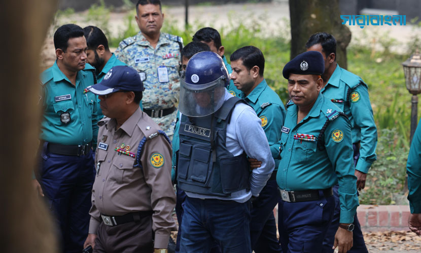 সাবেক সেনা কর্মকর্তা জিয়াউল আহসানকে ট্রাইব্যুনালে হাজির