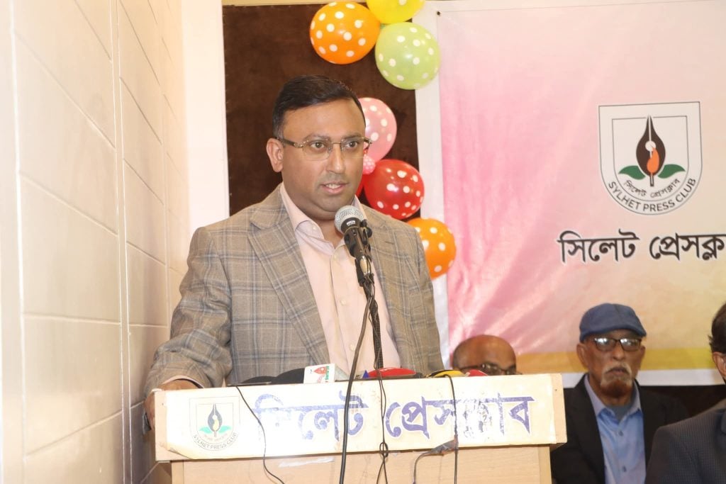 বক্তব্য দিচ্ছেন বিএনপির যুগ্ন মহাসচিব হুমায়ুন কবির।