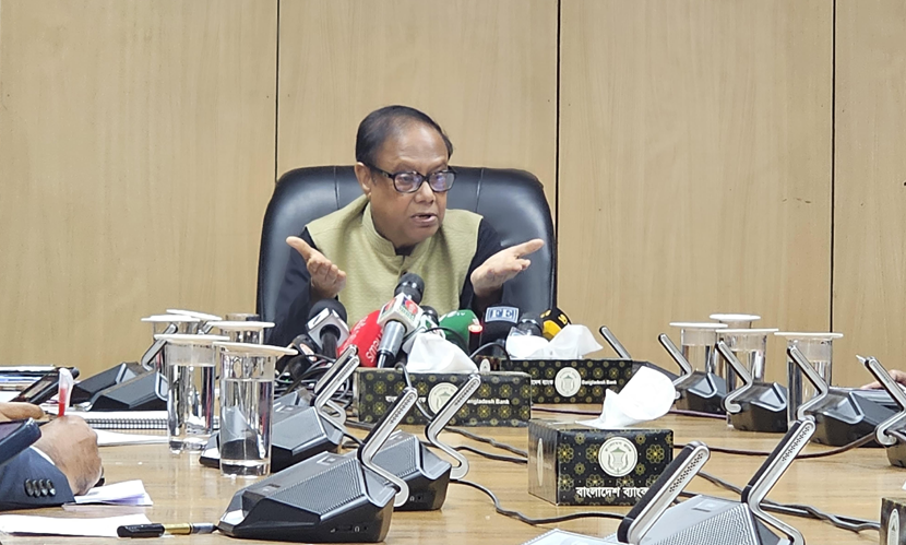 সম্মিলিত ইসলামী ব্যাংক নিয়ে গুজব ও অপপ্রচার চলছে: গভর্নর