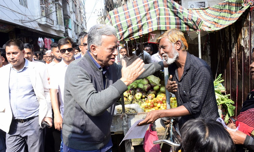প্রথমদিনেই ধানের শীষের জোয়ার দেখলেন আমীর খসরু