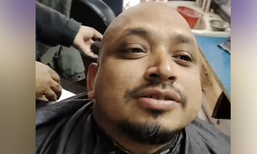 নেতা মনোনয়ন না পাওয়ায় বাজিতে হেরে বিএনপি কর্মীর মাথা ন্যাড়া